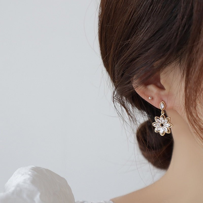 14K Plated Gold Dainty Flower Earrring - Orchid Unique