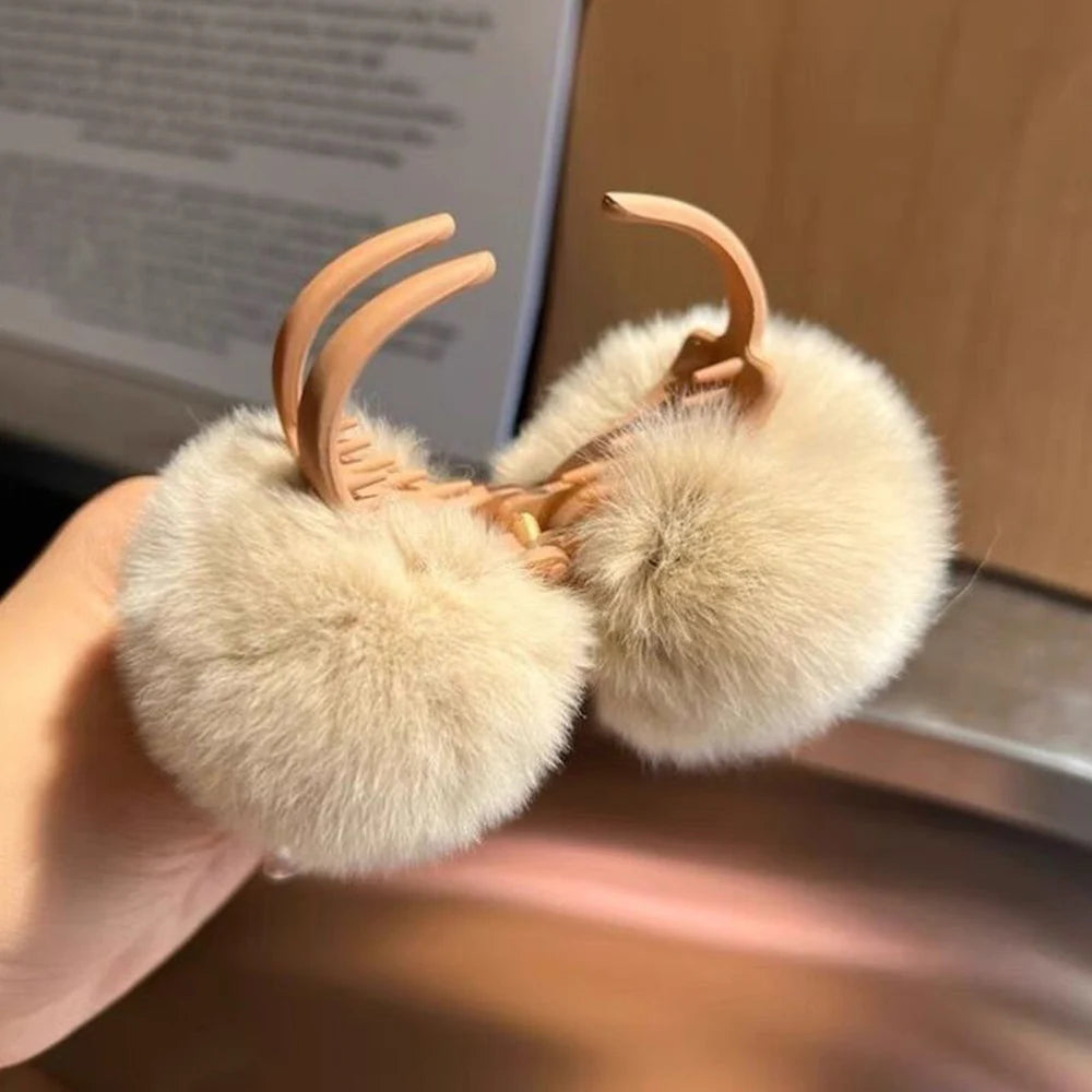 Sweet Faux Rabbit Fur Hair Claws