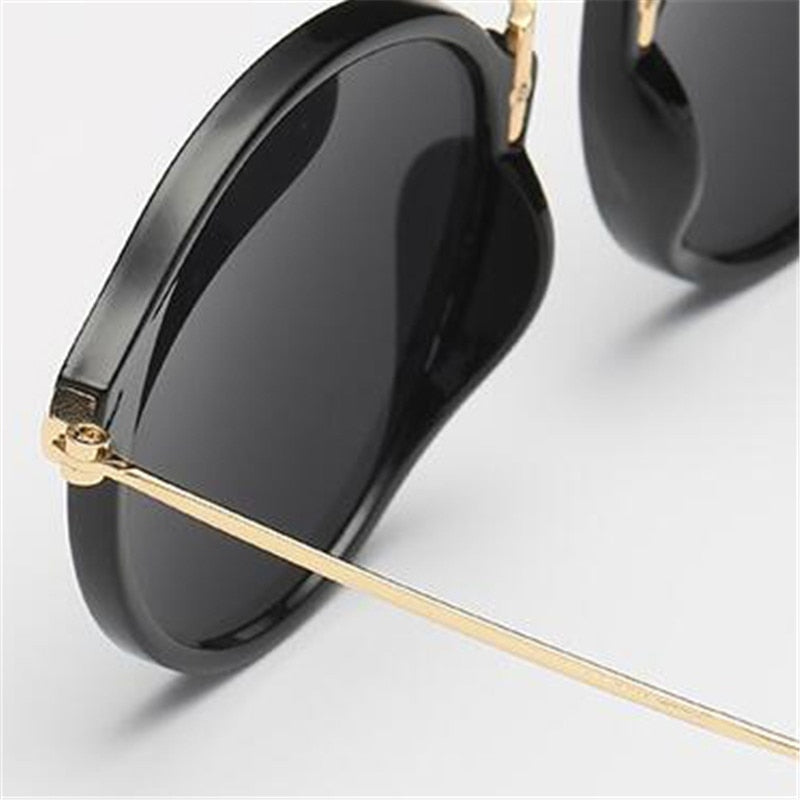 Fashion Round Sunglasses - Orchid Unique
