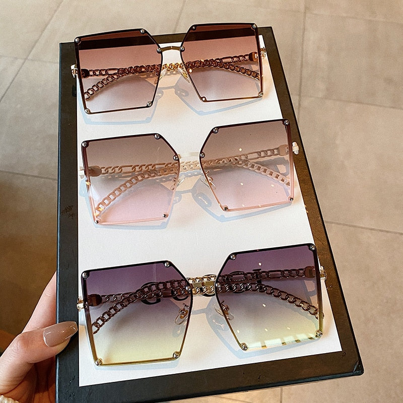 Oversize Sunglasses - Orchid Unique