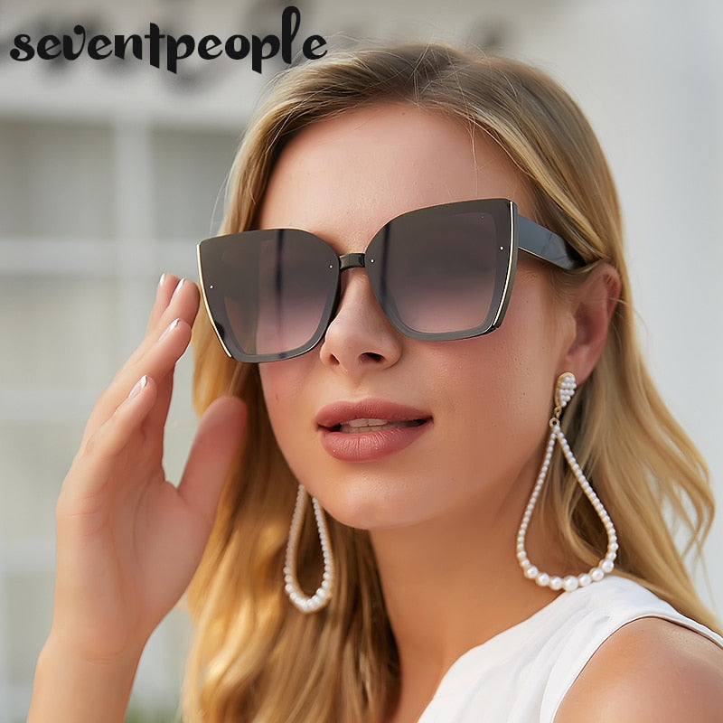 Oversized Cat Eye Sunglasses - Orchid Unique