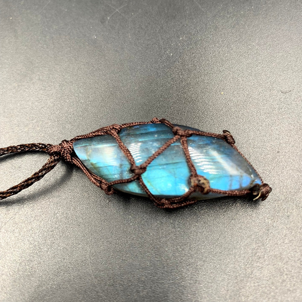 Natural Crystal Labradorite Stone Necklace - Orchid Unique