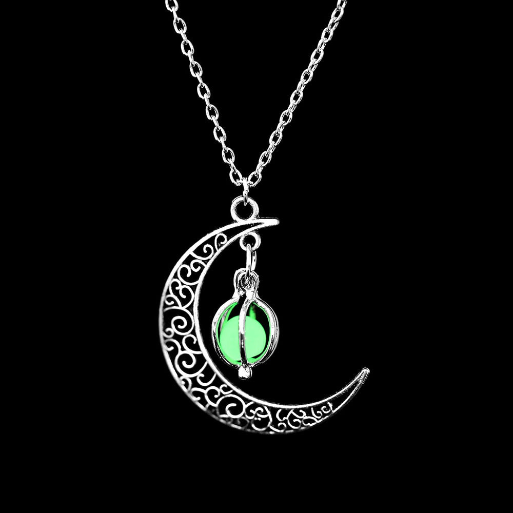 Vintage Glowing Moonstone Pendant Necklace - Orchid Unique
