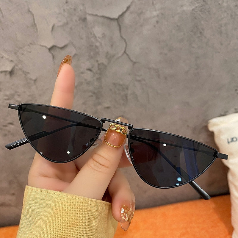 Retro Cat Eye Sunglasses - Orchid Unique