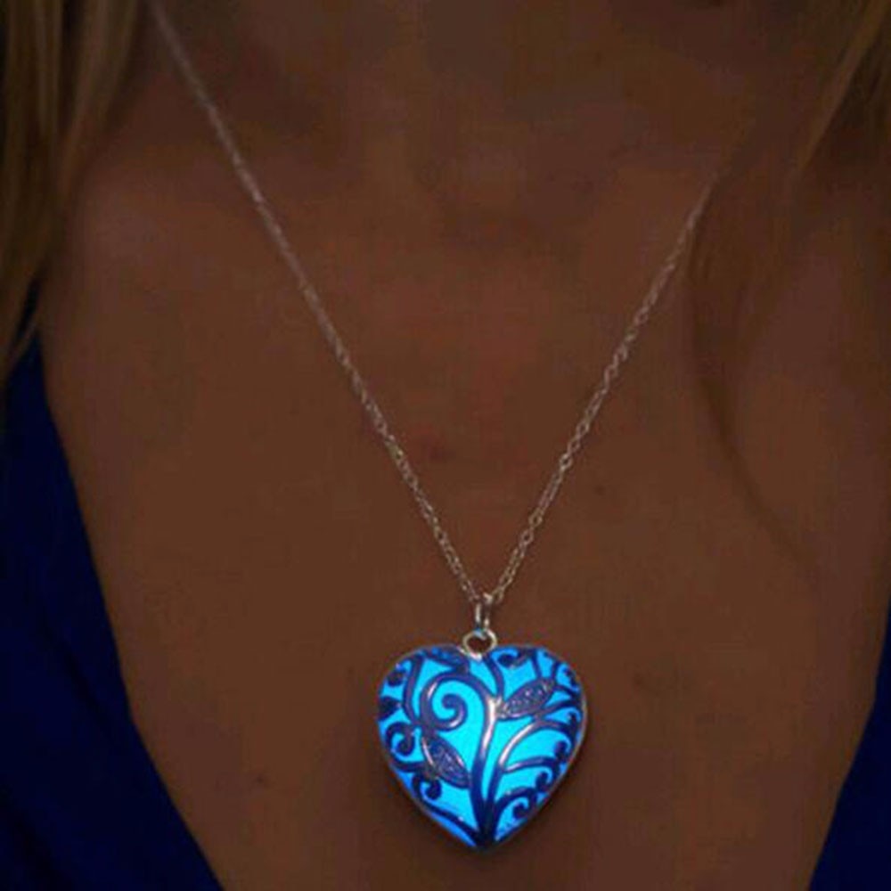 Vintage Glowing Moonstone Pendant Necklace - Orchid Unique