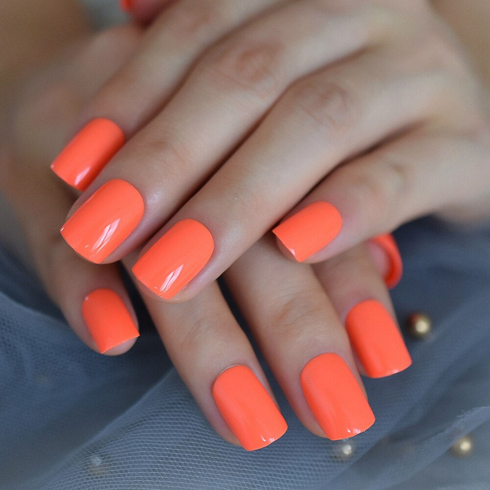 Round Fake Nail Tips - Orchid Unique