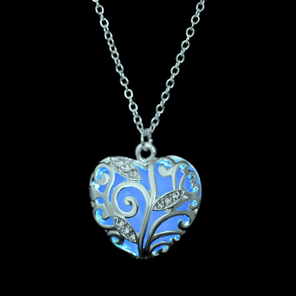 Vintage Glowing Moonstone Pendant Necklace - Orchid Unique