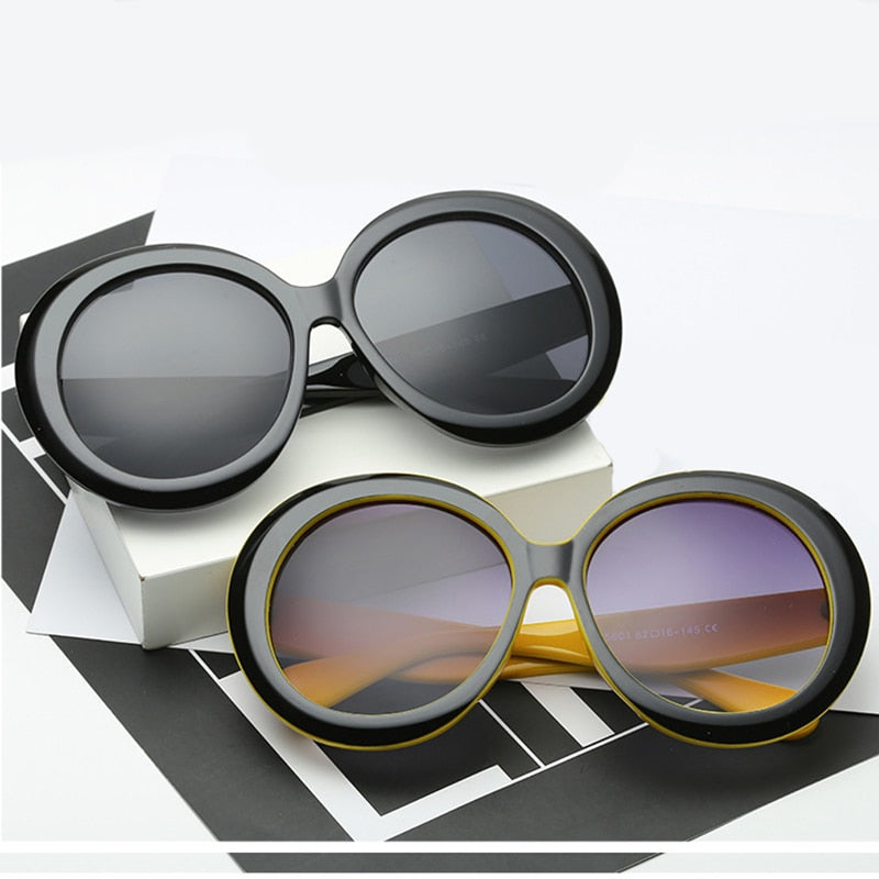 Round Oversized Sunglasses - Orchid Unique