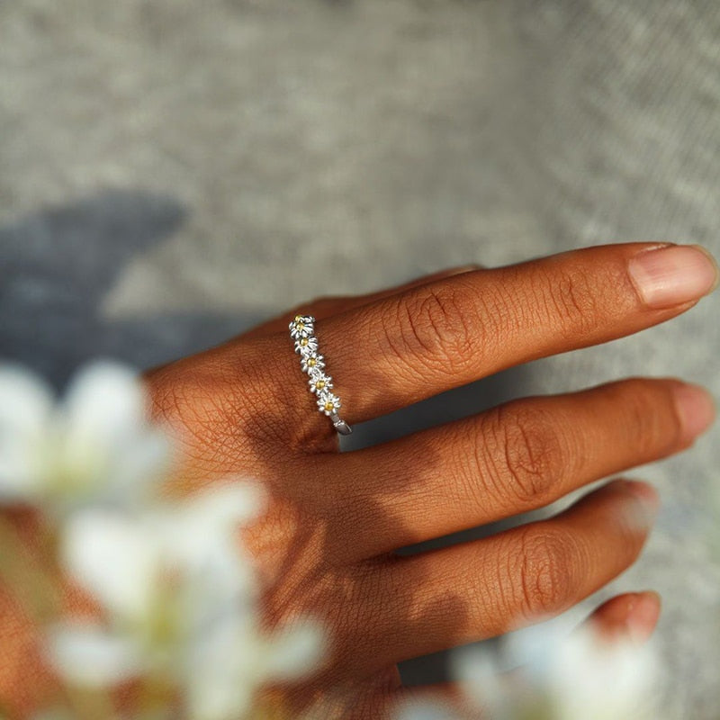 Daisy Ring - Orchid Unique