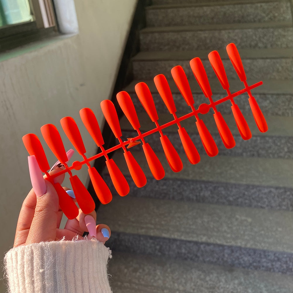 Matte Super Long Coffin False Nails - Orchid Unique