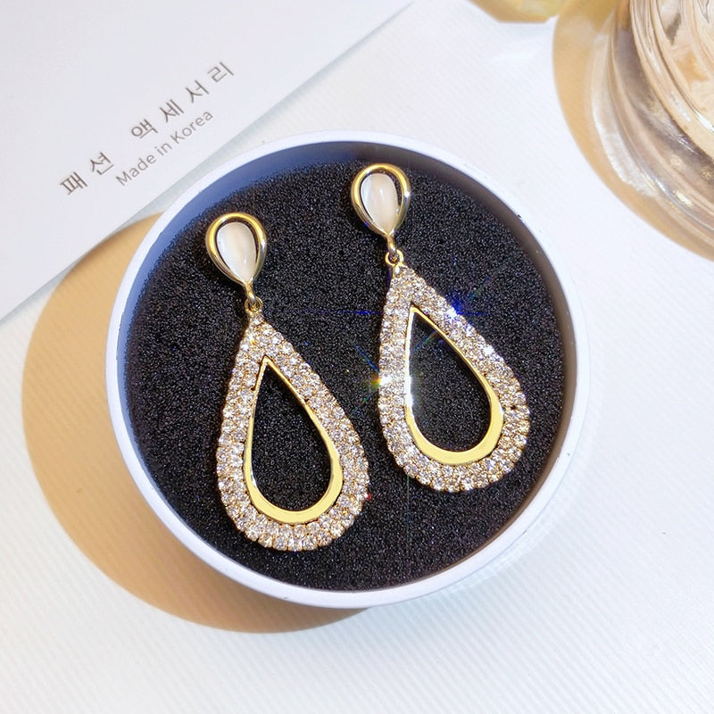 Luxury Of Earrings Collections - Orchid Unique