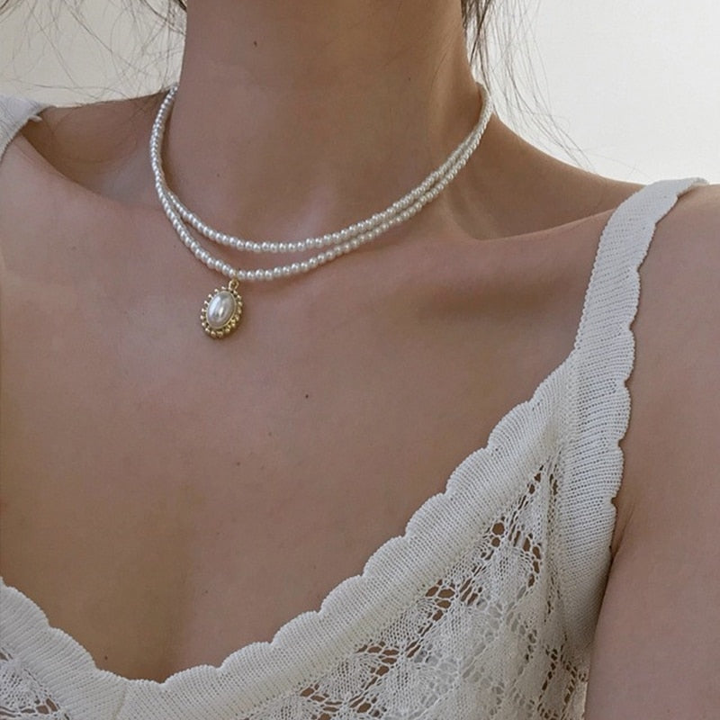 ZOVOLI Dainty Pearl Nicklace - Orchid Unique