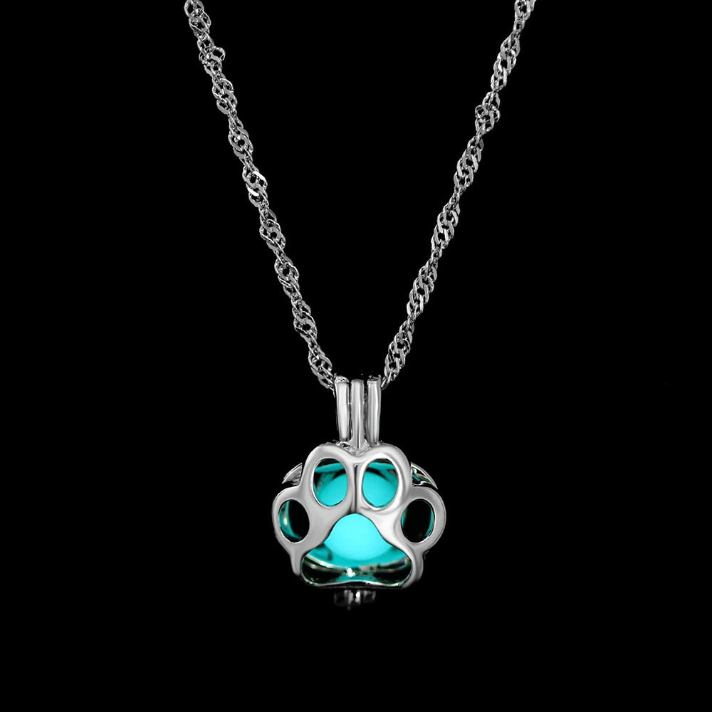 Vintage Glowing Moonstone Pendant Necklace - Orchid Unique