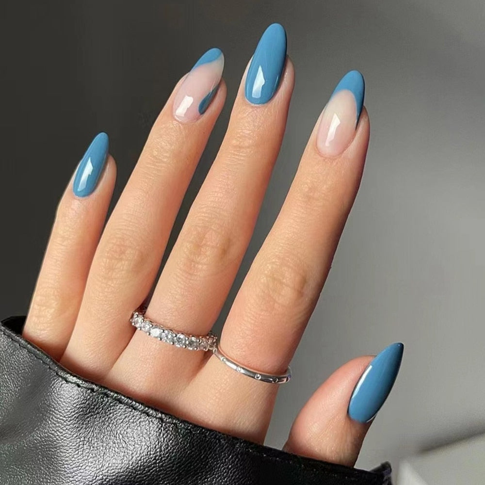 Almond Round Wavy False Nails - Orchid Unique