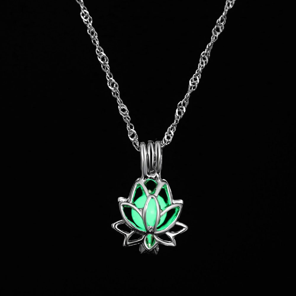 Vintage Glowing Moonstone Pendant Necklace - Orchid Unique