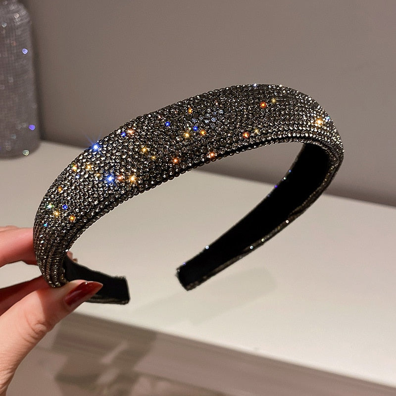 Shiny Full Rhinestone Headbands - Orchid Unique  SPECIFICATIONS Metals Type: Zinc alloy Material: CRYSTAL Material: Metal,Rhinestone Item Type: Headband Item Type: Hairwear silver-black Shiny Full Rhinestone Headbands SPECIFICATIONS Metals Type: Zinc alloy Material: CRYSTAL Material: Metal,Rhinestone Item Type: Headband Item Type: Hairwear (Store description)  3 2 18478571  (Store description) 200001033:361180#silver-200001033:200003761#black silver-black Orchid  Hair Jewelry