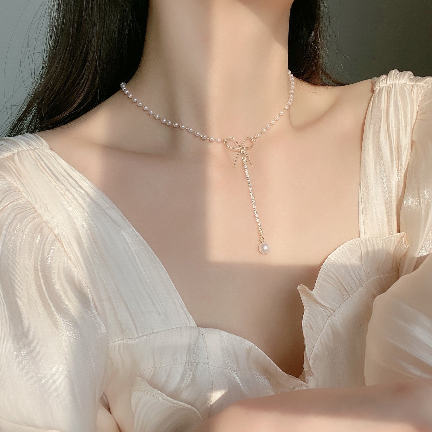 ZOVOLI Dainty Pearl Nicklace - Orchid Unique