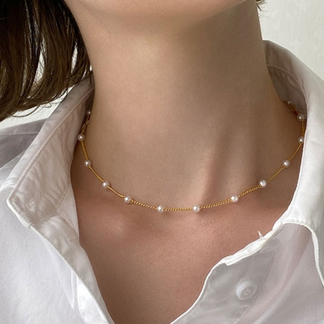 ZOVOLI Dainty Pearl Nicklace - Orchid Unique