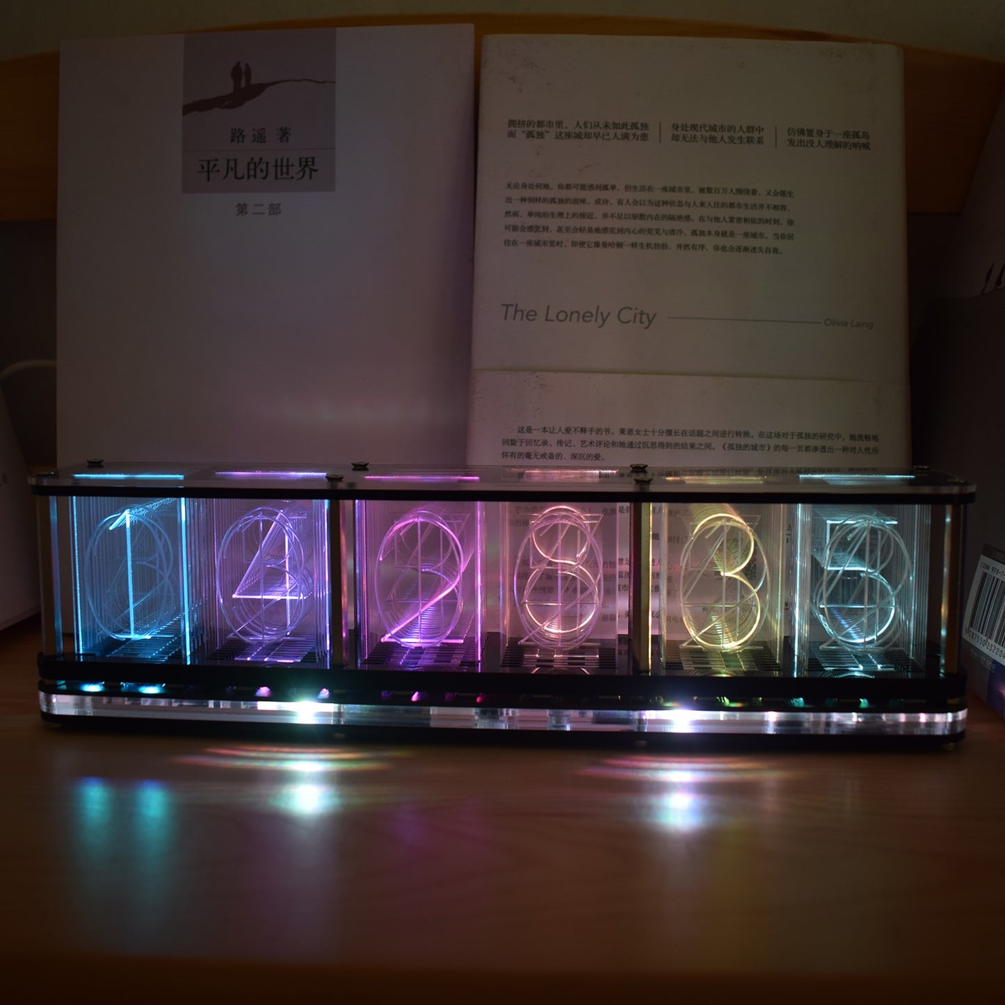 RGB Glow Tube Clock - Orchid Unique