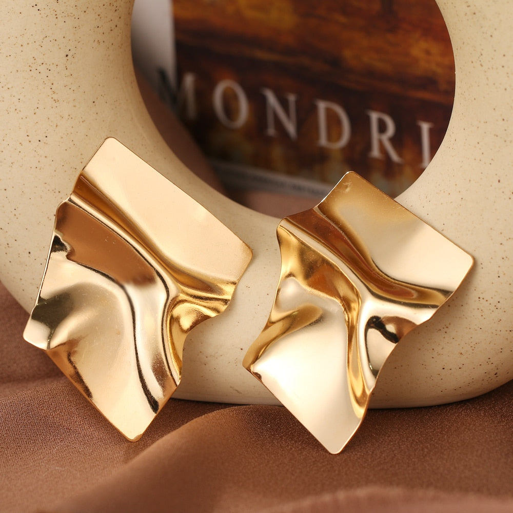 Trendy Attractive Big Earrings - Orchid Unique