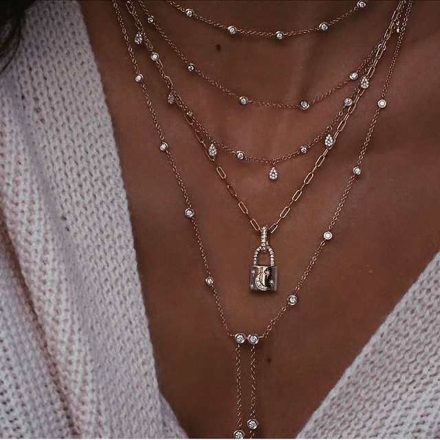 Crystal Stars Pendant Necklaces - Orchid Unique