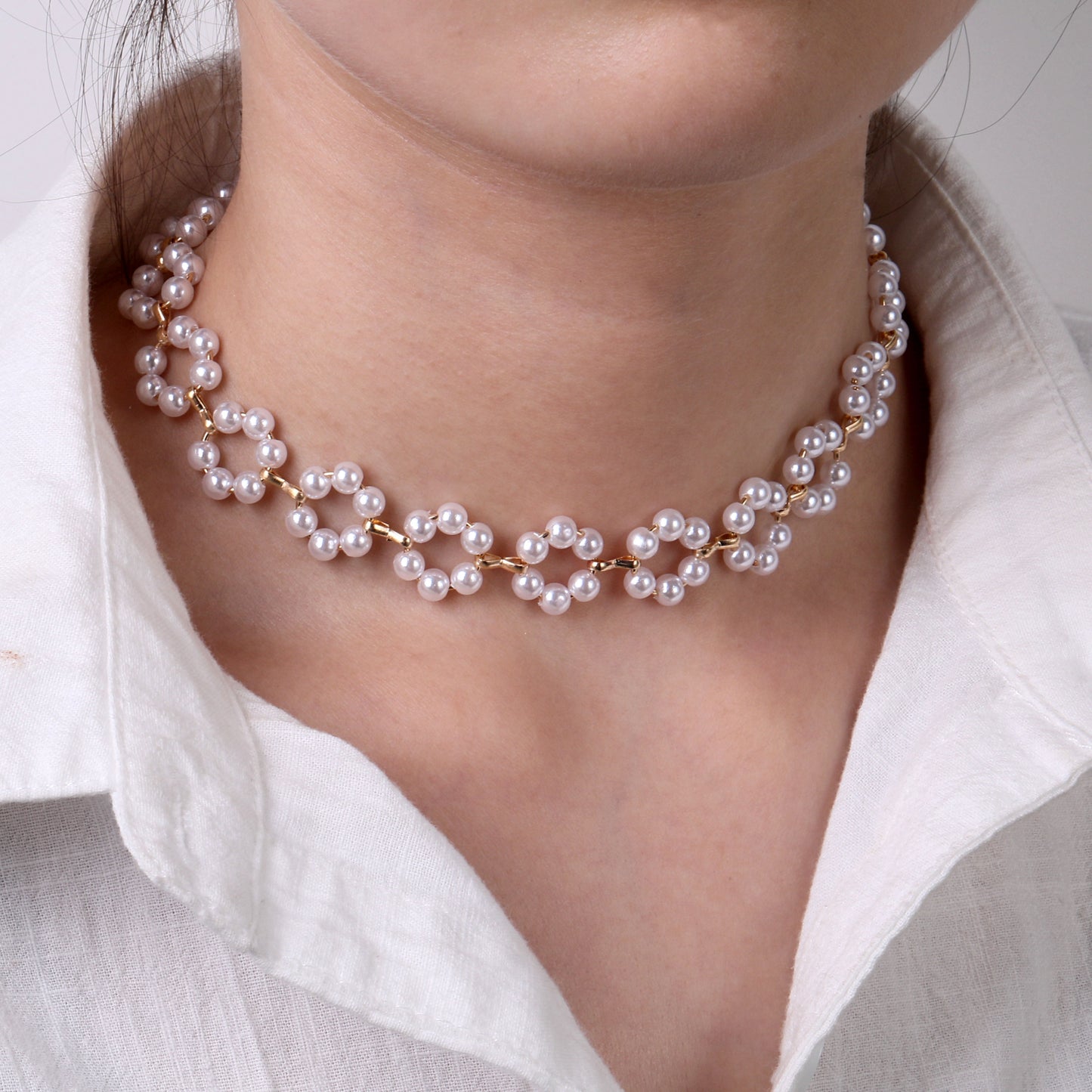ZOVOLI Dainty Pearl Nicklace - Orchid Unique