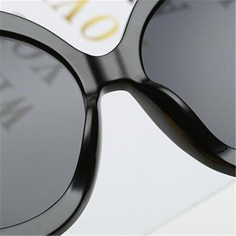 Round Oversized Sunglasses - Orchid Unique