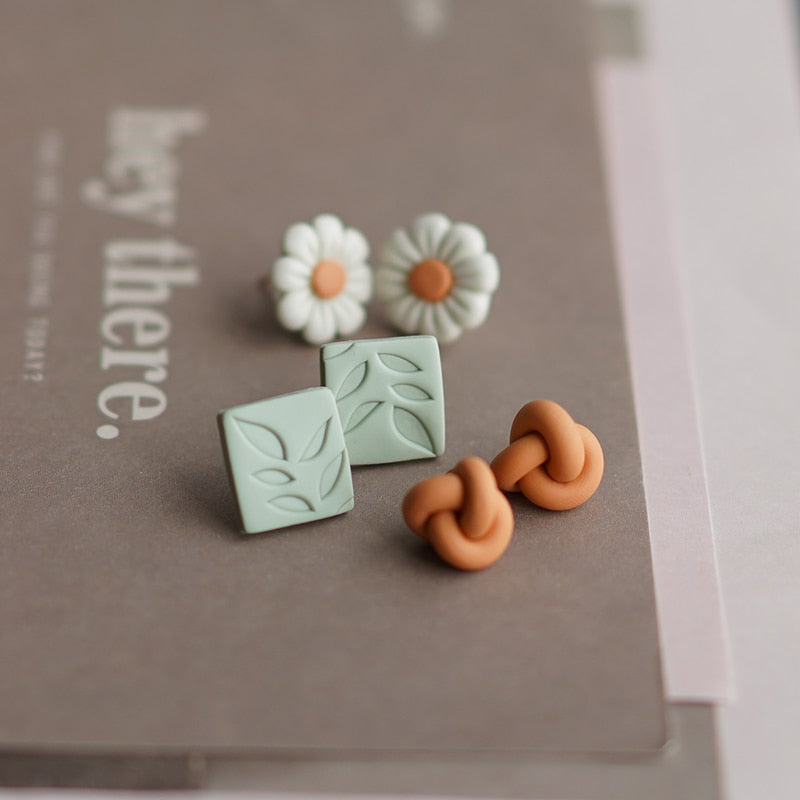 Handmade Crafts Molded Floral Earrings - Orchid Unique