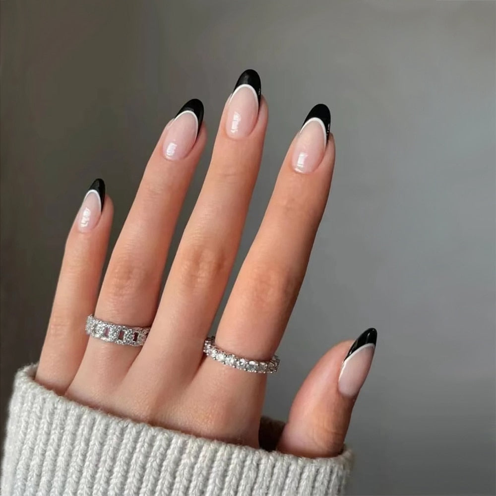 Almond Round Wavy False Nails - Orchid Unique