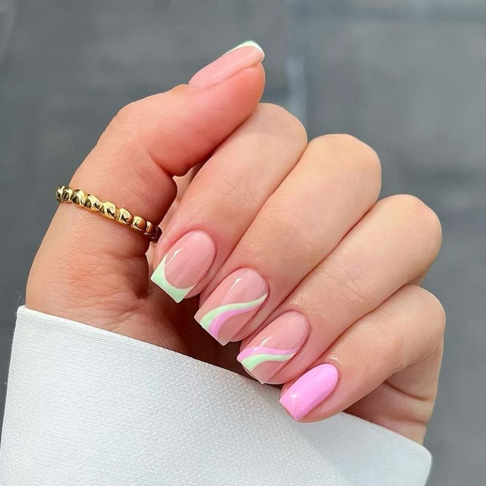 Wave Line Short Ballet French False Nails - Orchid Unique