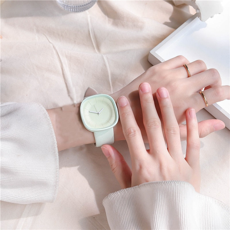 Trendy  Sporty-Casual Quartz - Orchid Unique