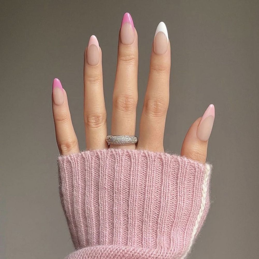 Almond Round Wavy False Nails - Orchid Unique