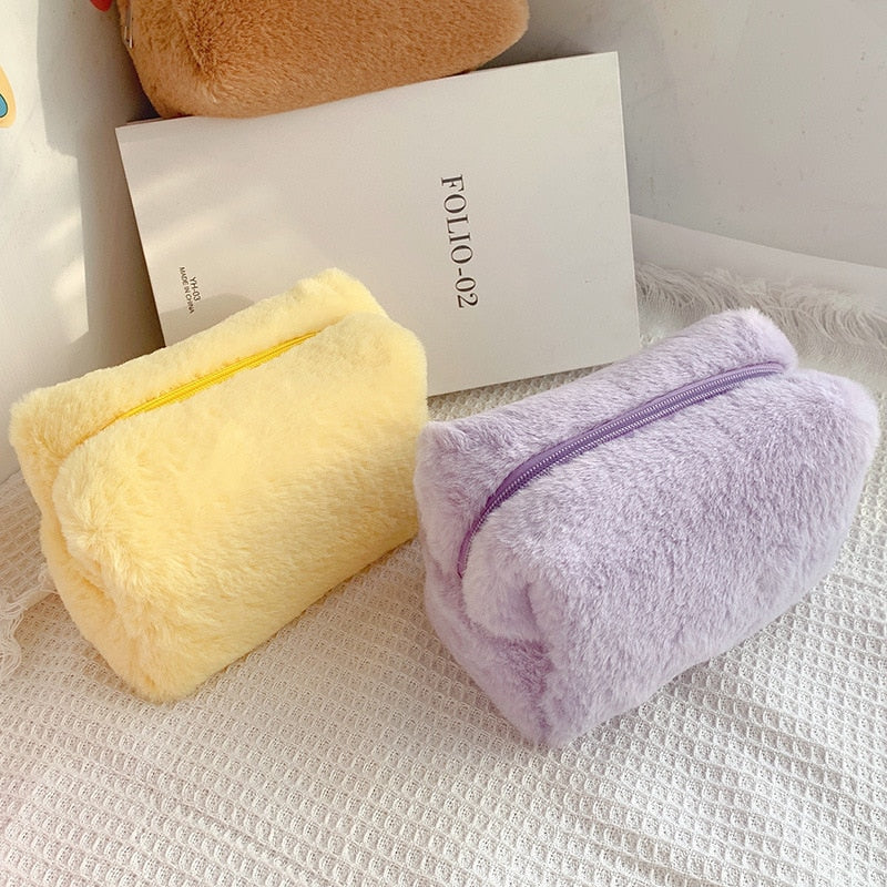 Fur Makeup Travel Bag - Orchid Unique