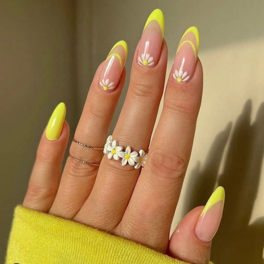 Almond Round Wavy False Nails - Orchid Unique
