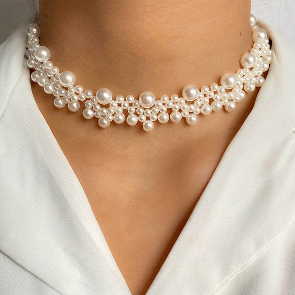ZOVOLI Dainty Pearl Nicklace - Orchid Unique
