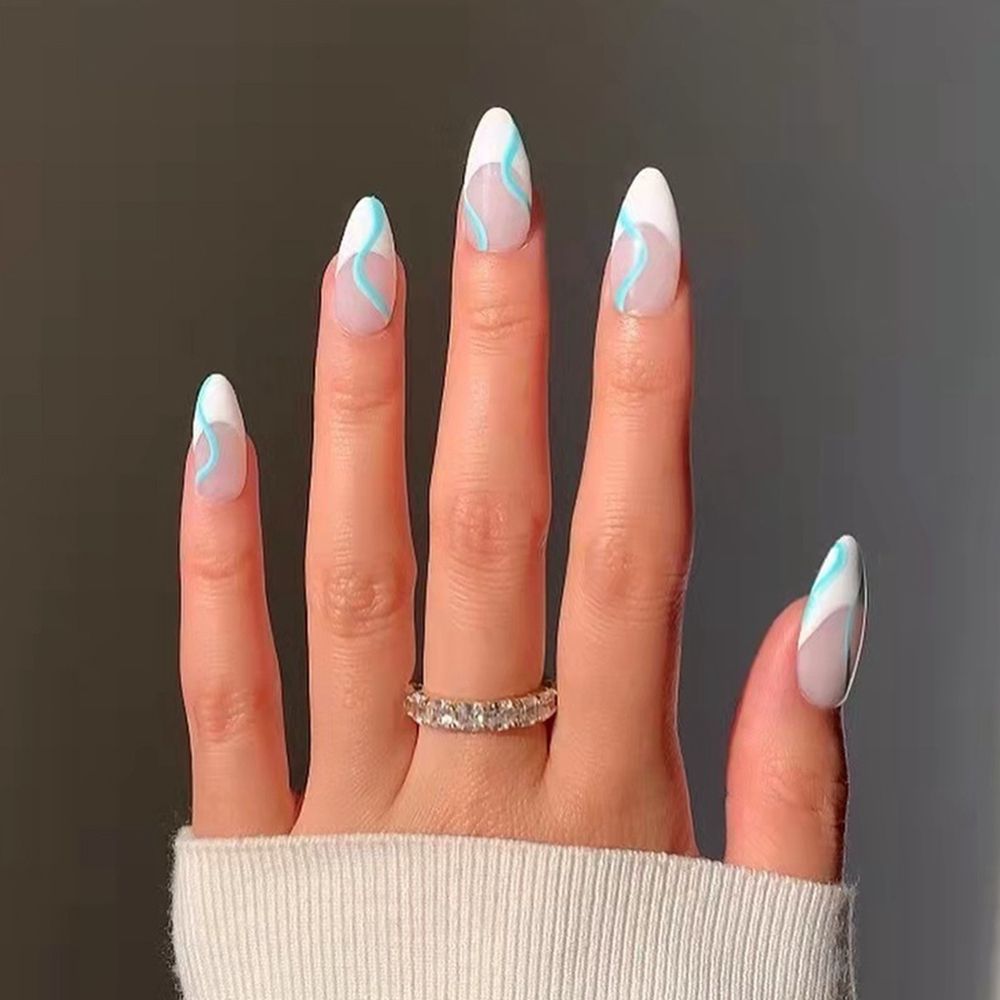 Almond Shape Fake Nails - Orchid Unique