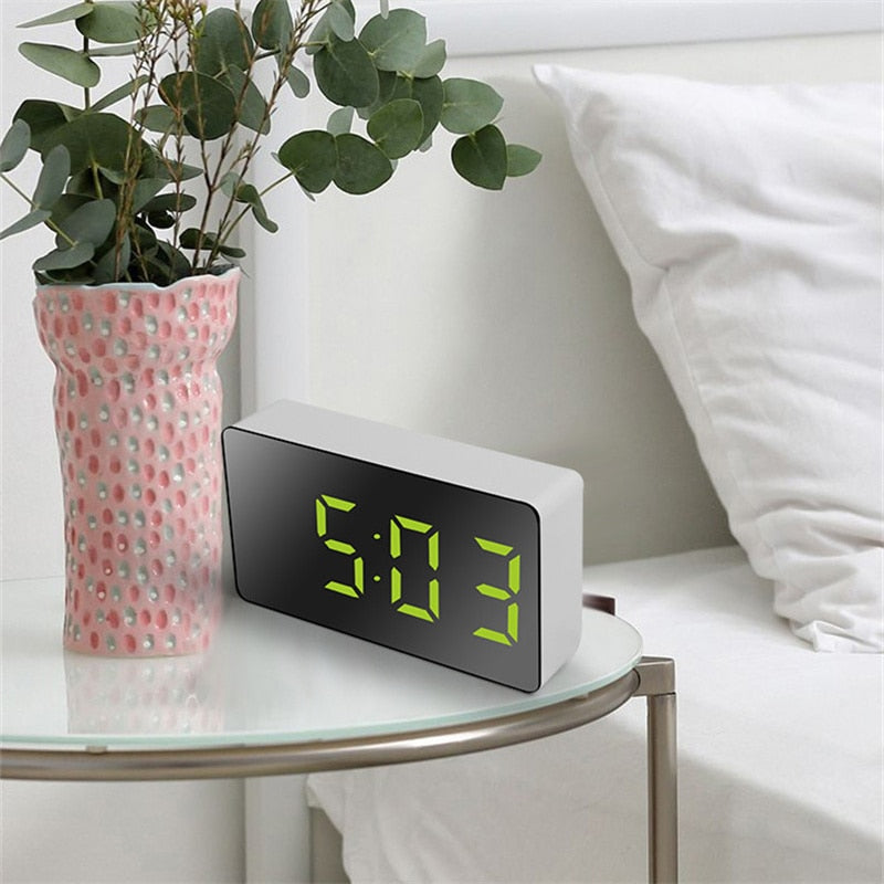 Mirror Table Clock Digital USB - Orchid Unique
