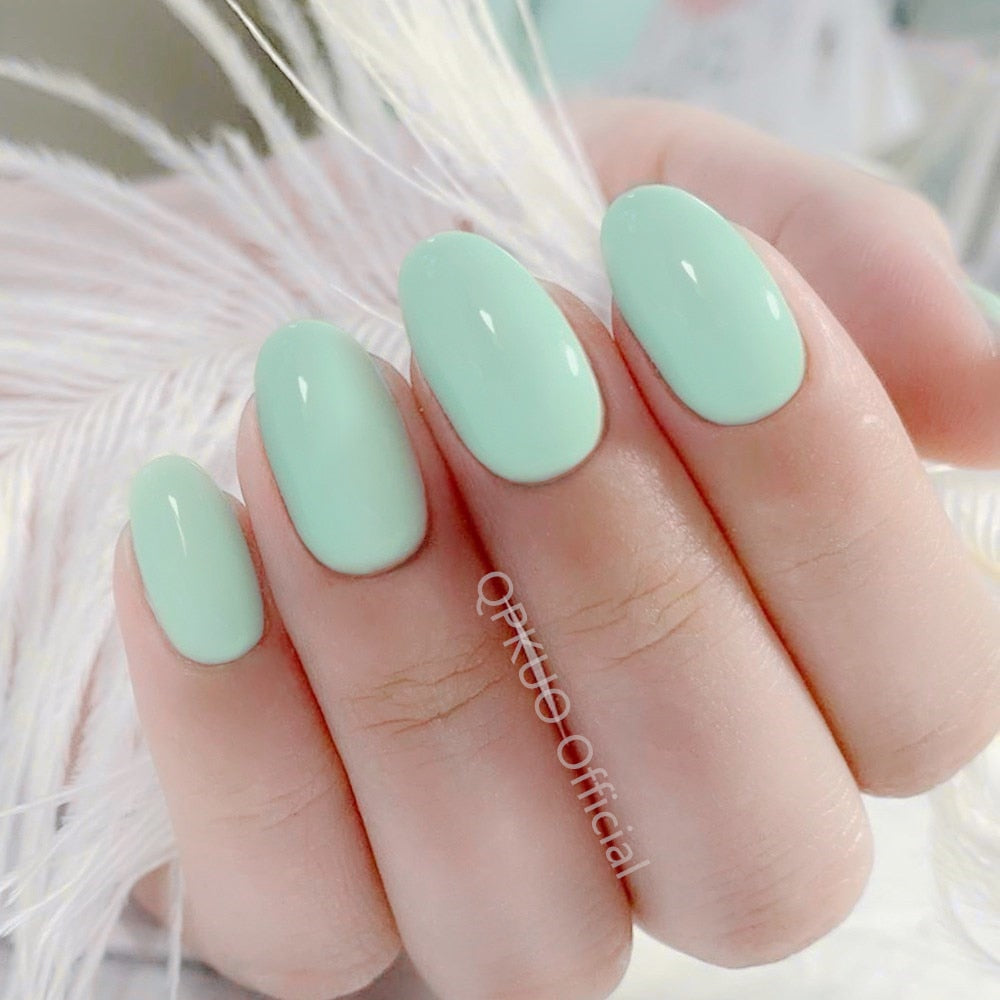 Shiny Natural Pink Short Fake Nails - Orchid Unique