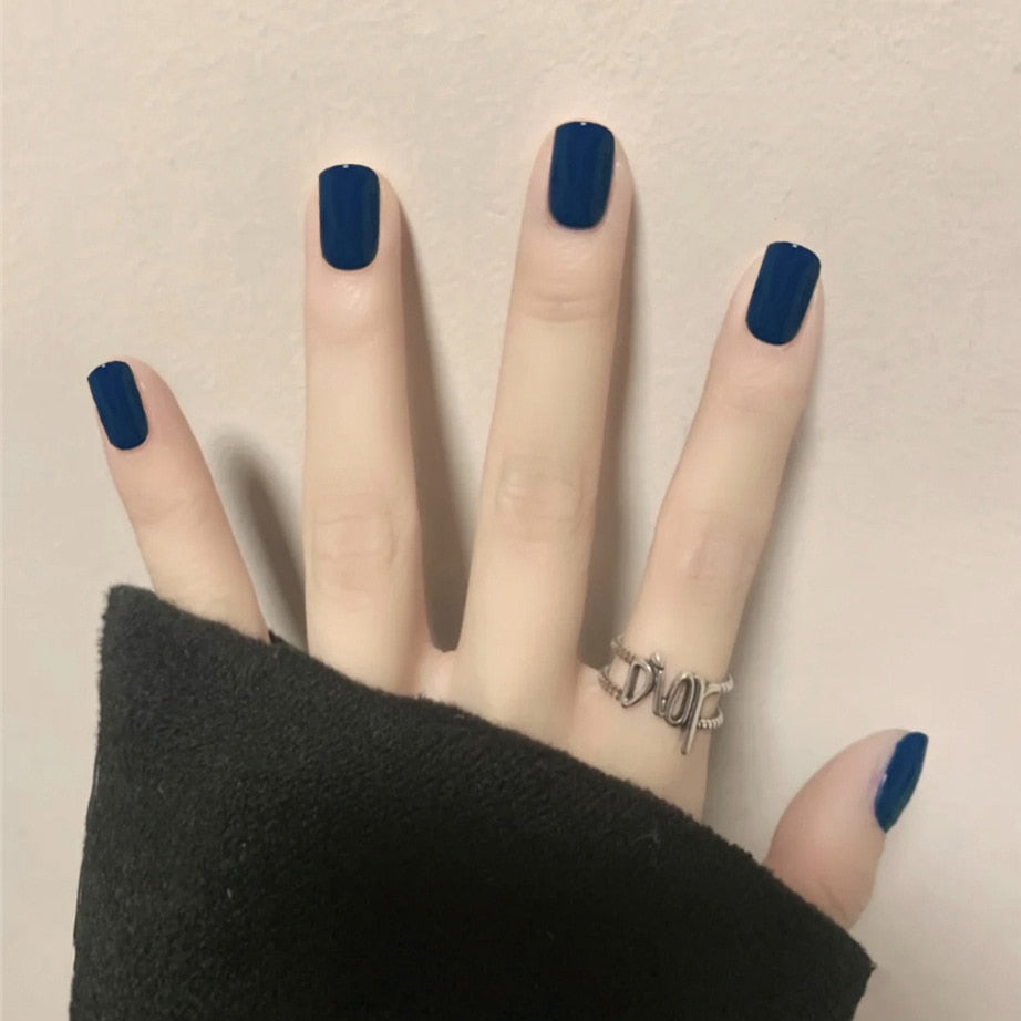 Short Coffin Fake Nails - Orchid Unique