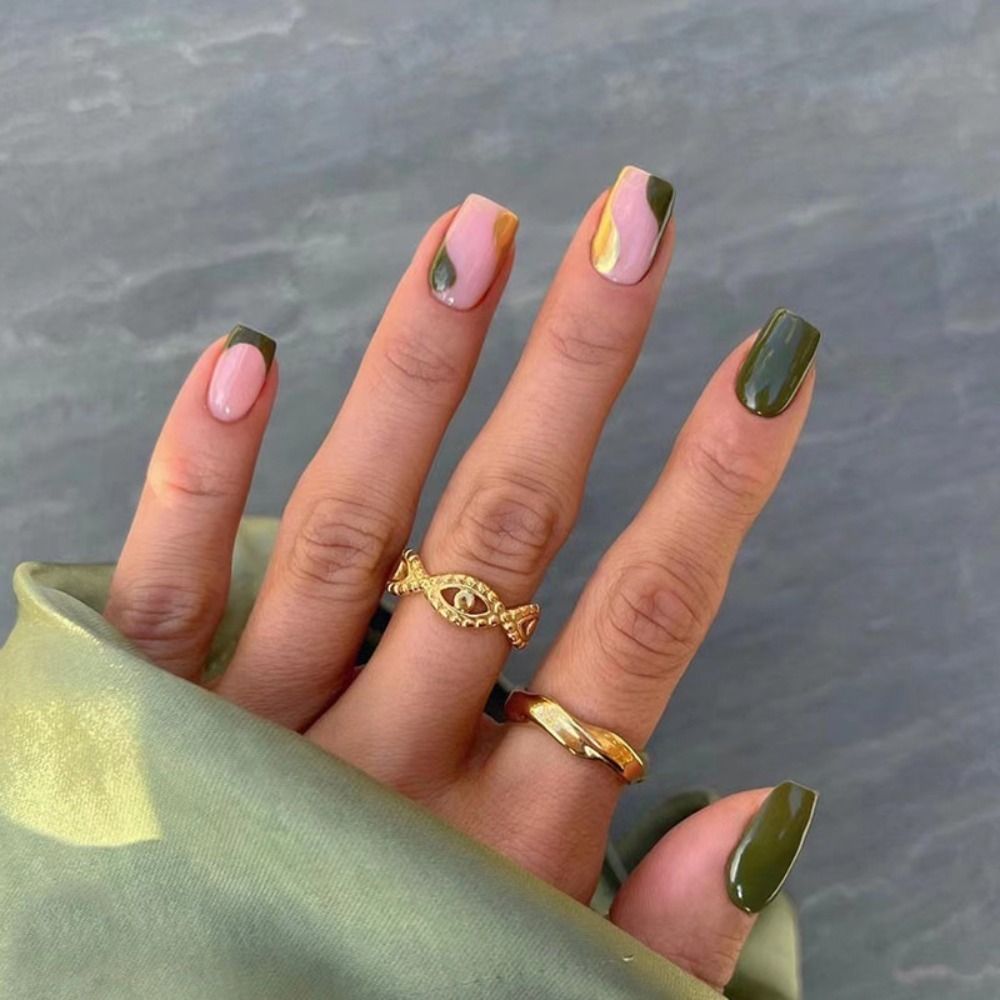 Wave Line Short Ballet French False Nails - Orchid Unique