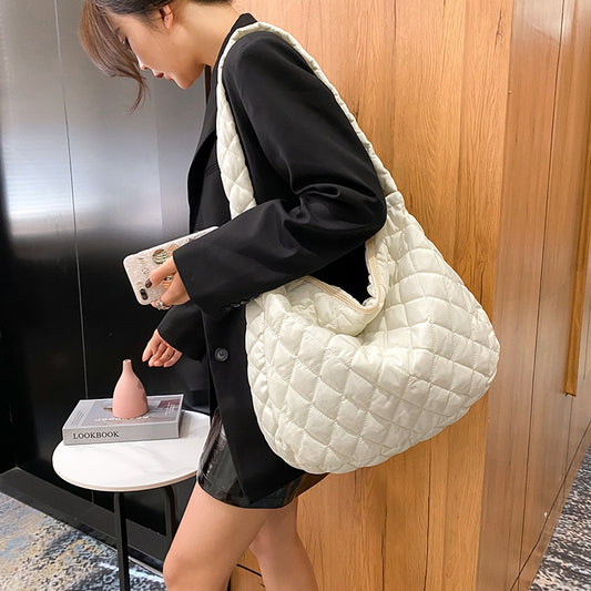Lattice Pattern Shoulder Bag - Orchid Unique