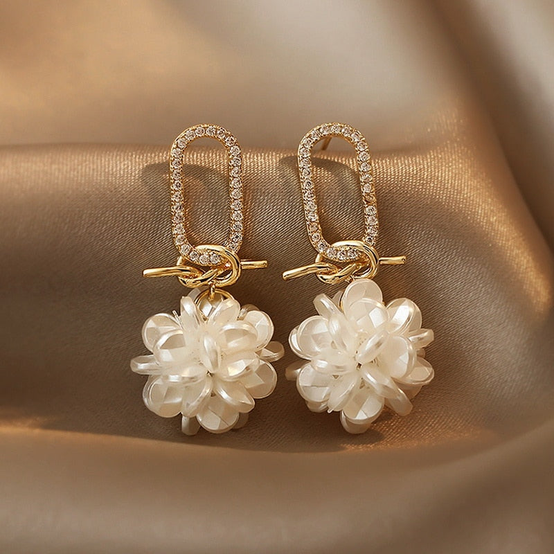 Shiny Four Claws Earrings Dainty Zircon Earring - Orchid Unique