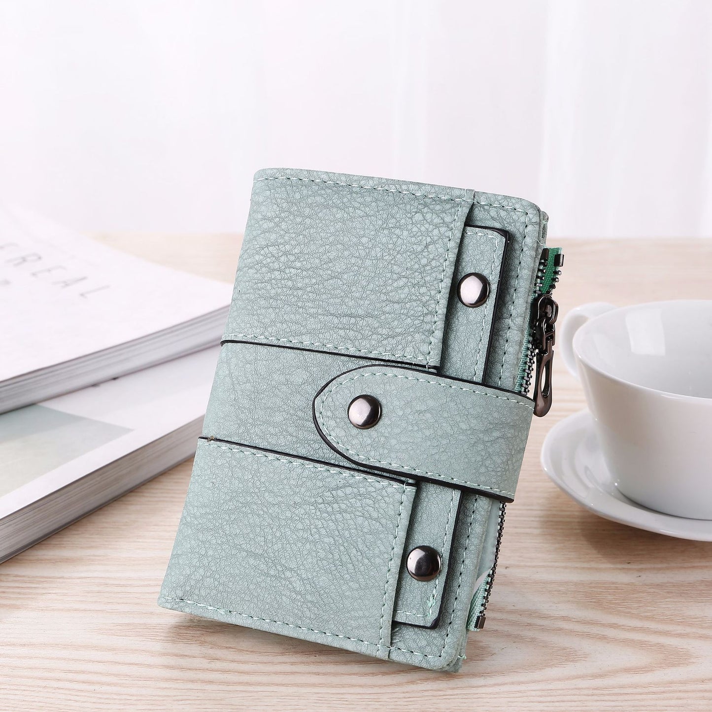 Simple Retro Rivets Wallet - Orchid Unique