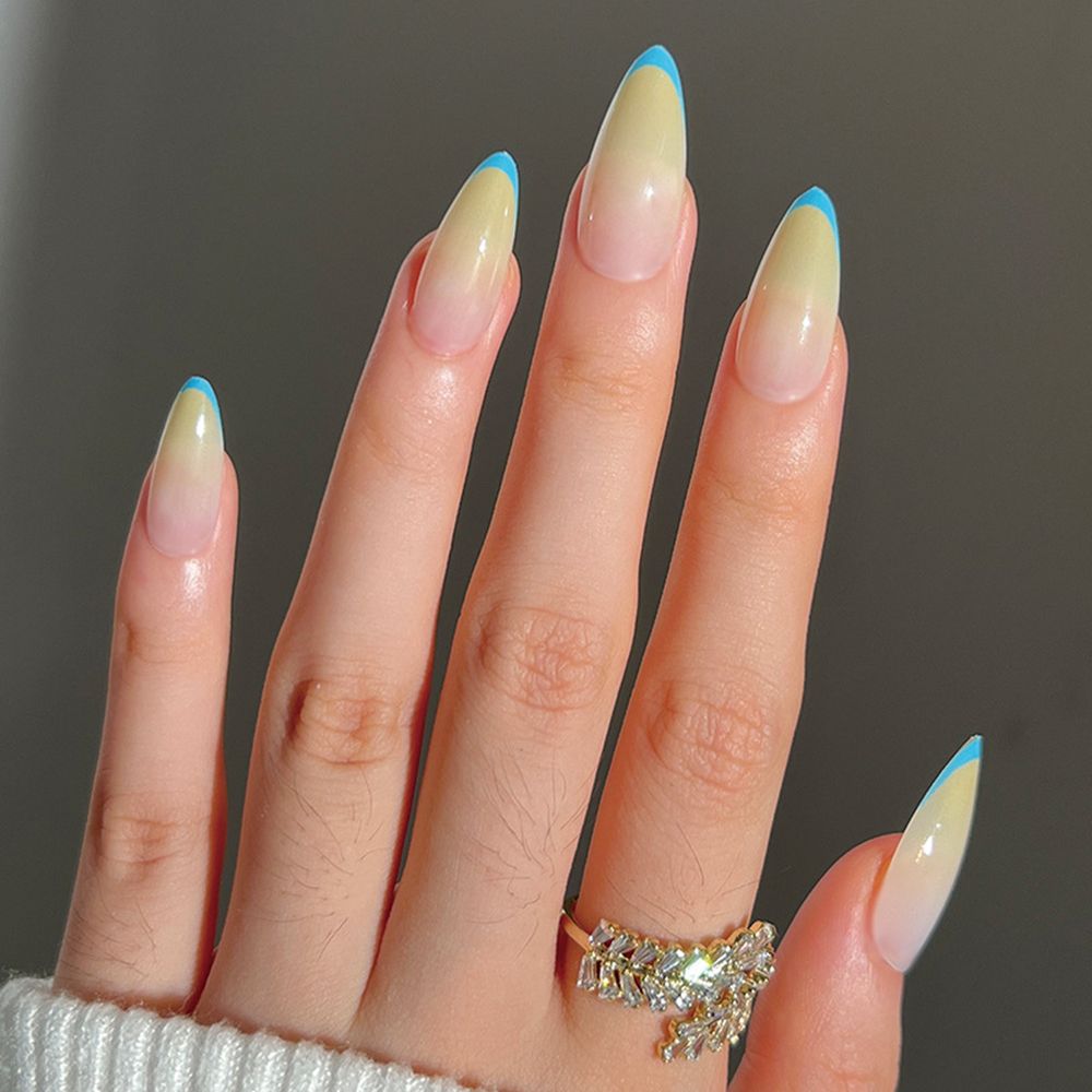 Almond Shape Fake Nails - Orchid Unique