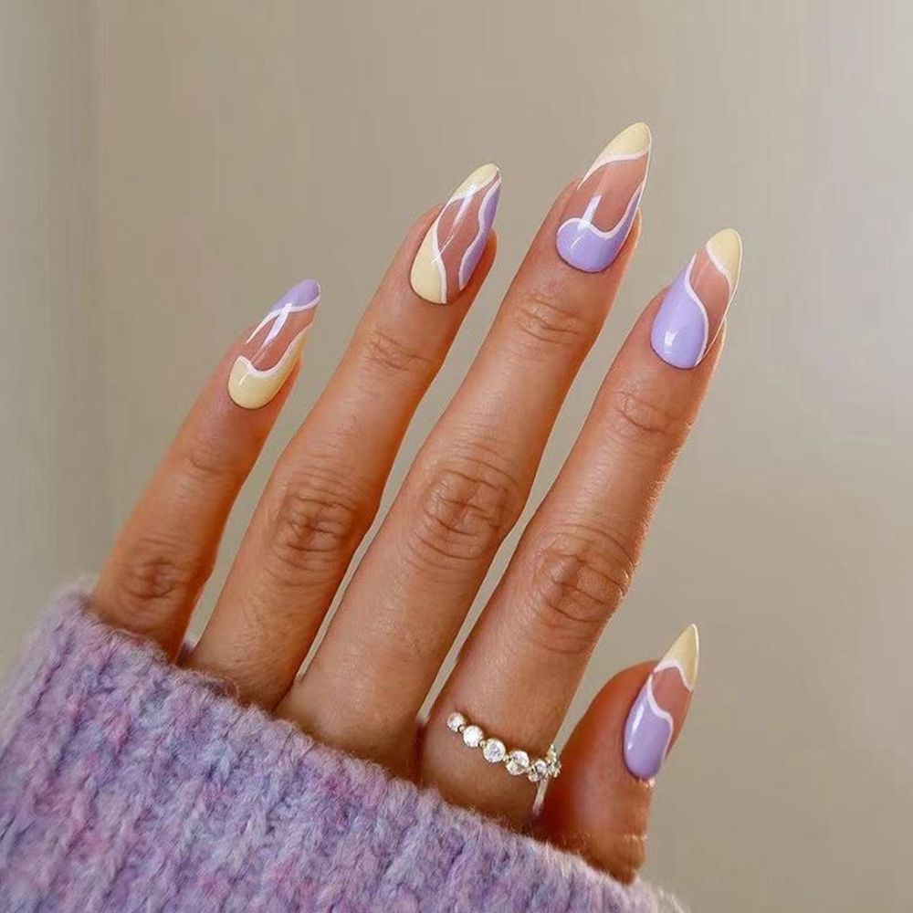 Almond Round Wavy False Nails - Orchid Unique