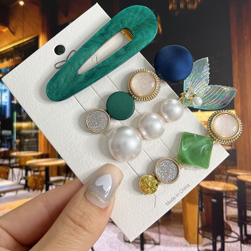 Fashion Pearl Acrylic Hair Clips - Orchid Unique