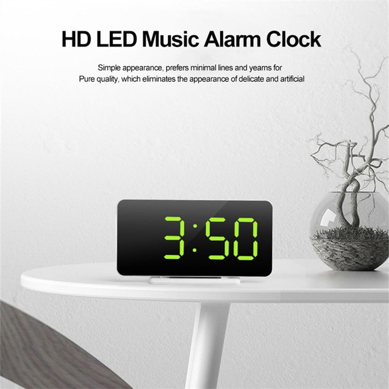 Mirror Table Clock Digital USB - Orchid Unique