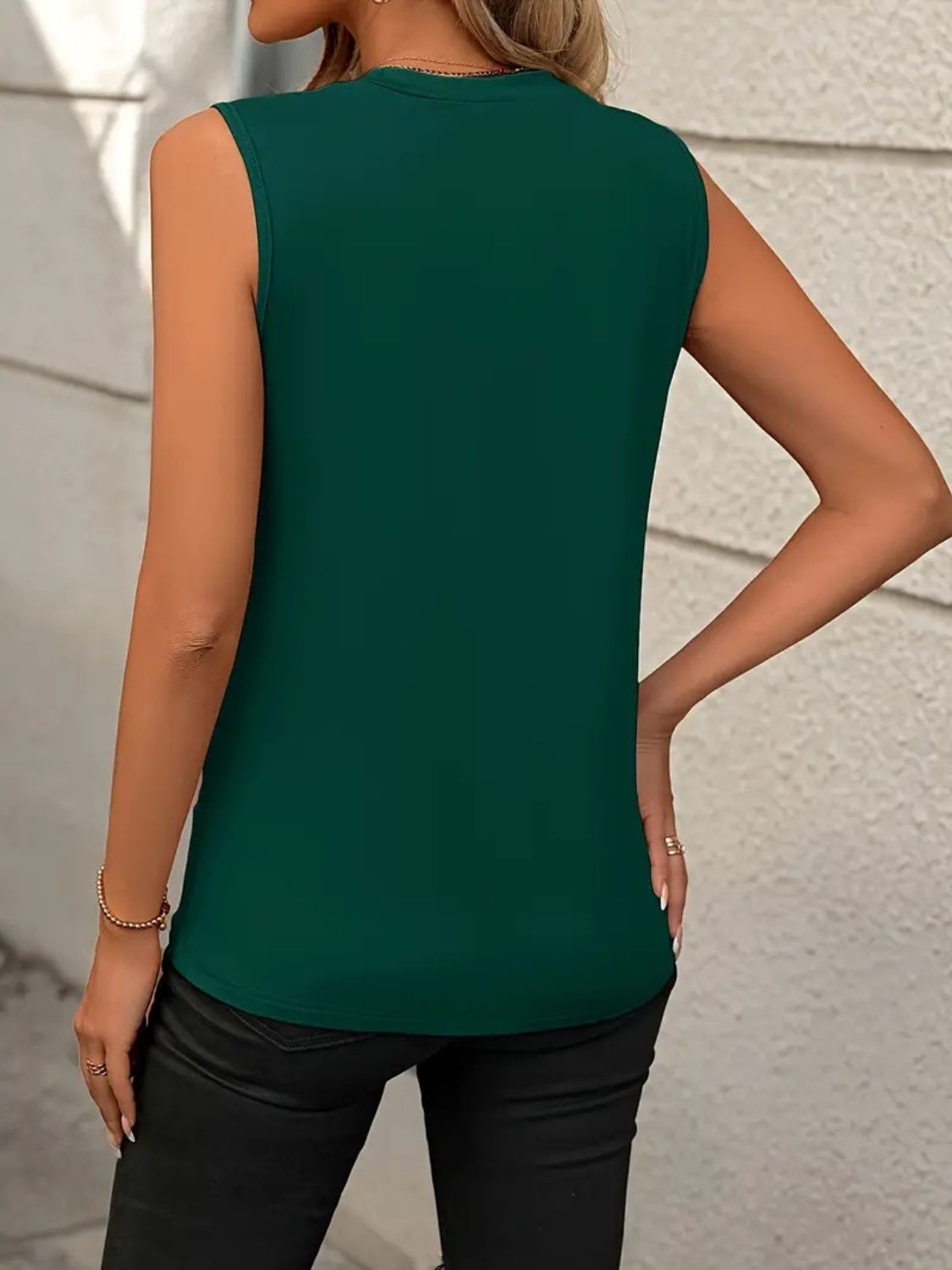 Round Neck Sleeveless Tank Orchid Unique 