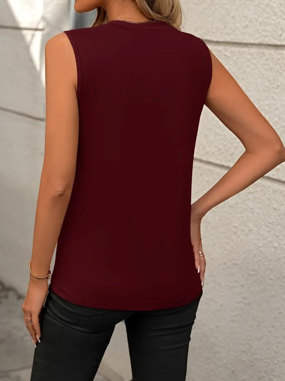 Round Neck Sleeveless Tank Orchid Unique 