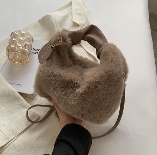 Chic Faux Fur Shoulder & Crossbody Bags Orchid Unique 